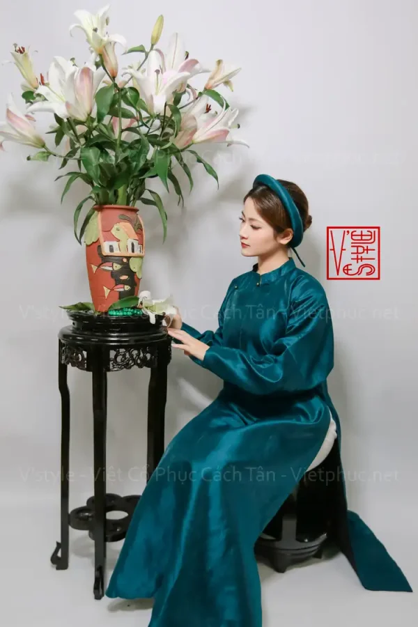 B3: Sa Hàn Xanh Cổ Vịt Lót Đen