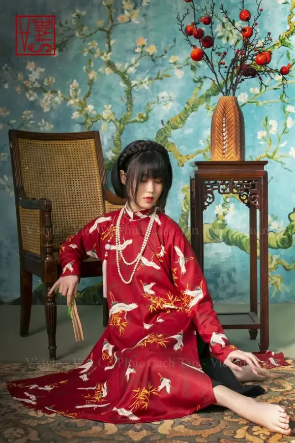 B32: Hạc Tre Đỏ