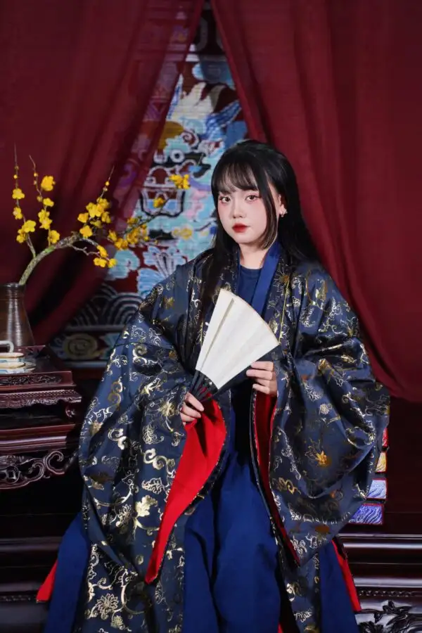 C3: Đối Khâm Bảo Tướng Hoa Xanh Than, Trực Lĩnh Xanh Than, Viên Lĩnh Lót Xanh Than, Thường Quây Xanh Than