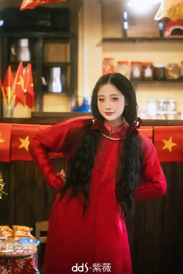 B4: Xước Kim Đỏ Lót Đỏ 25