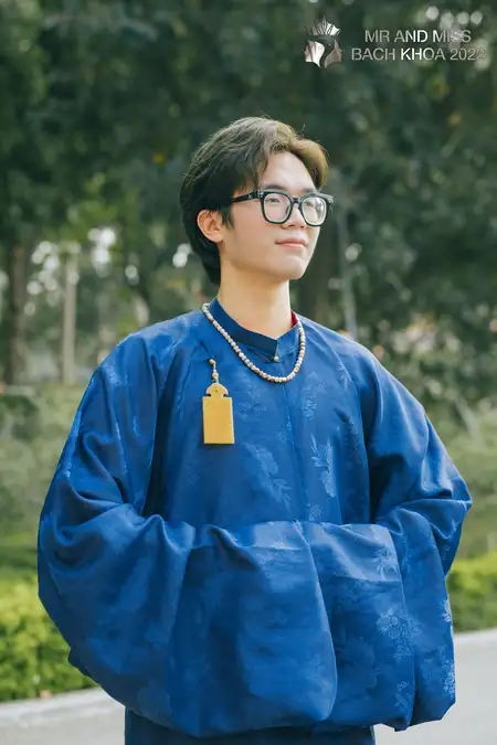 A13: Sa Hàn Xanh Than Lót Đỏ