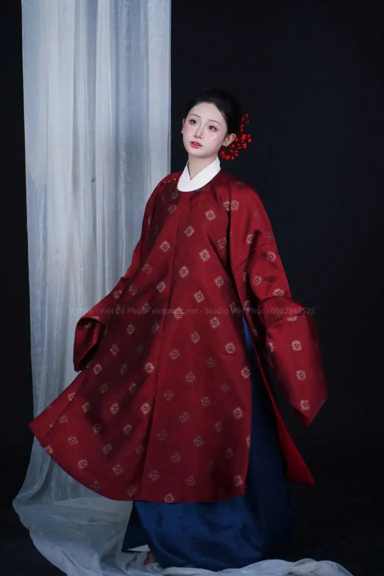 C6: Viên Lĩnh Dệt Hoa Màu Đỏ Đô, GL Lót Trắng, Thường Tơ Xước Xanh Than