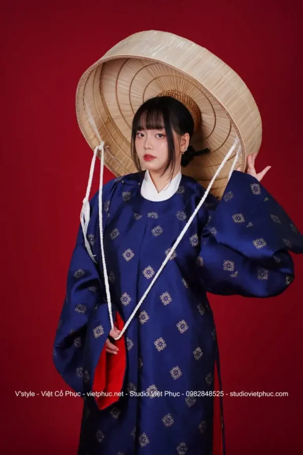 C7: Viên Lĩnh Dệt Hoa Màu Xanh Than, GL Lót Trắng, Thường Tơ Xước Đỏ Đô