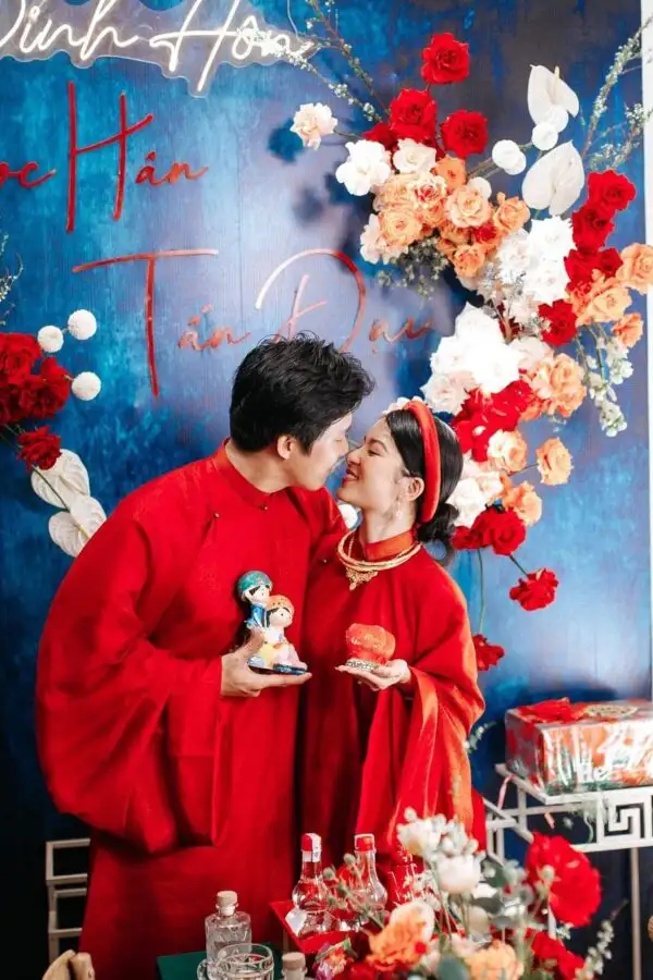 A31: Tơ Vân Mây Đỏ Đô Lót Đỏ