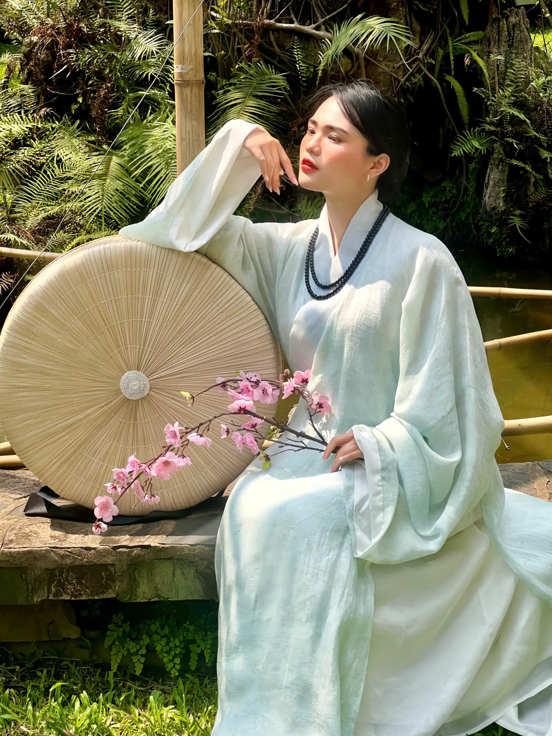 C12: Giao lĩnh Ngọc Bích