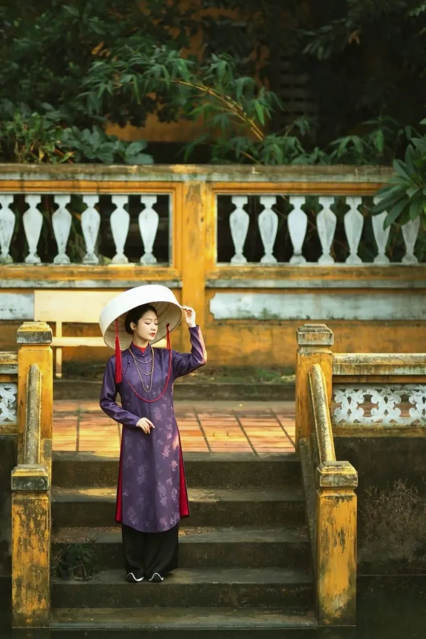 B23: Sa Hàn Tím Lót Đỏ