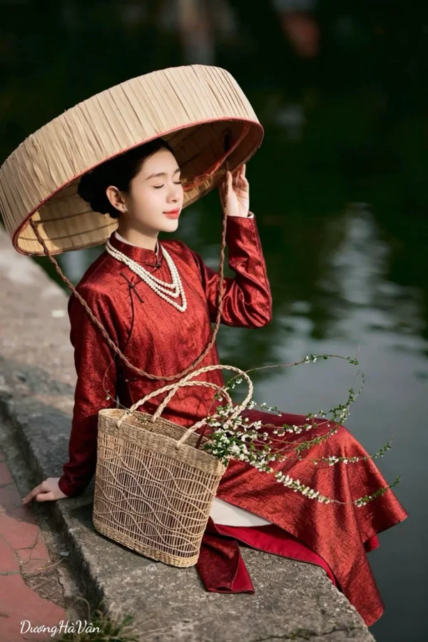 B6: Kim Sa Đỏ Lót Đỏ