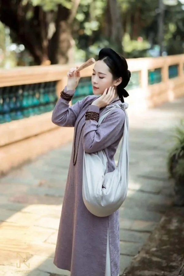 B25: The Dệt Tím Khoai Môn Lót Trắng
