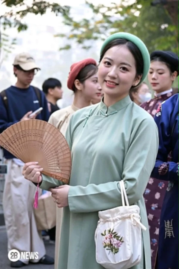B27: Linen Xanh Mint 1 Lớp